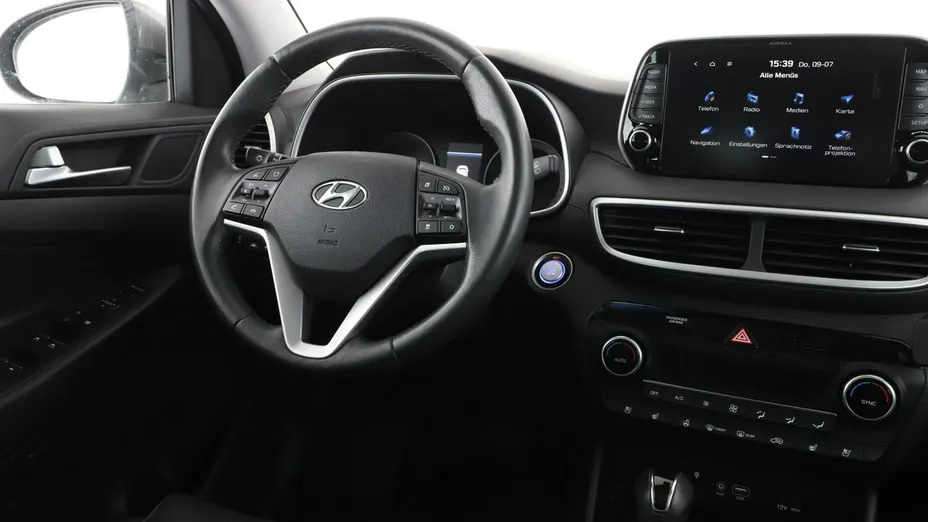 HYUNDAI Tucson -