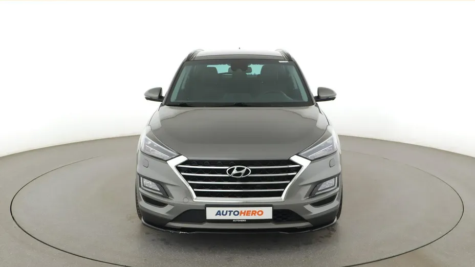 HYUNDAI Tucson -