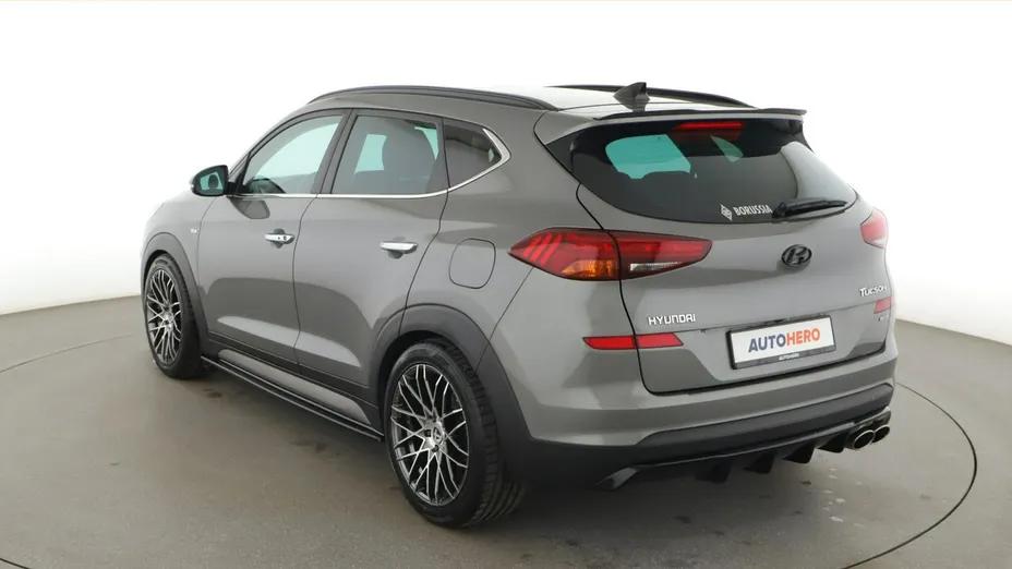 HYUNDAI Tucson -