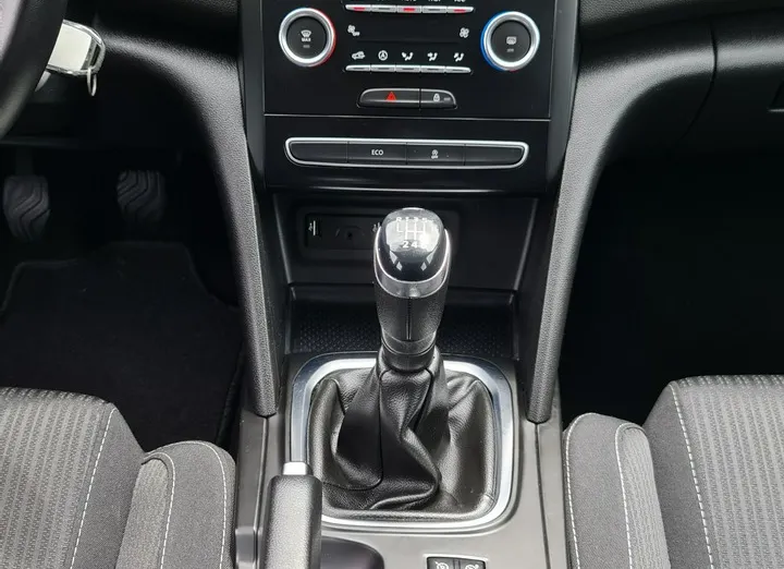 RENAULT Megane -