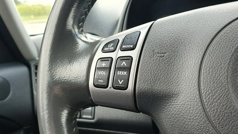 SUZUKI SX4 -