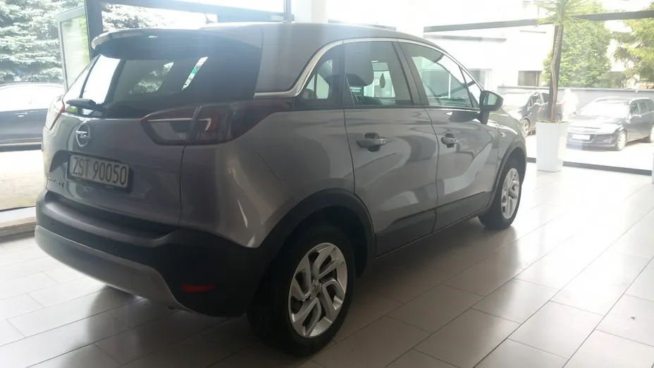 OPEL Crossland X -
