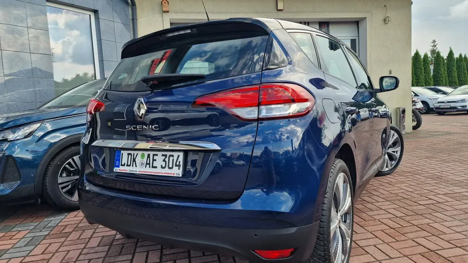 RENAULT Scenic -