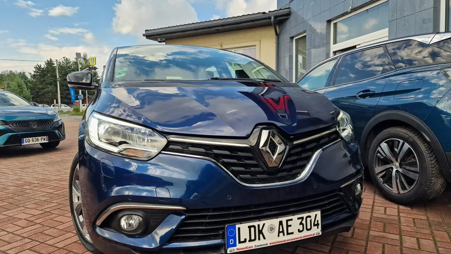 RENAULT Scenic -