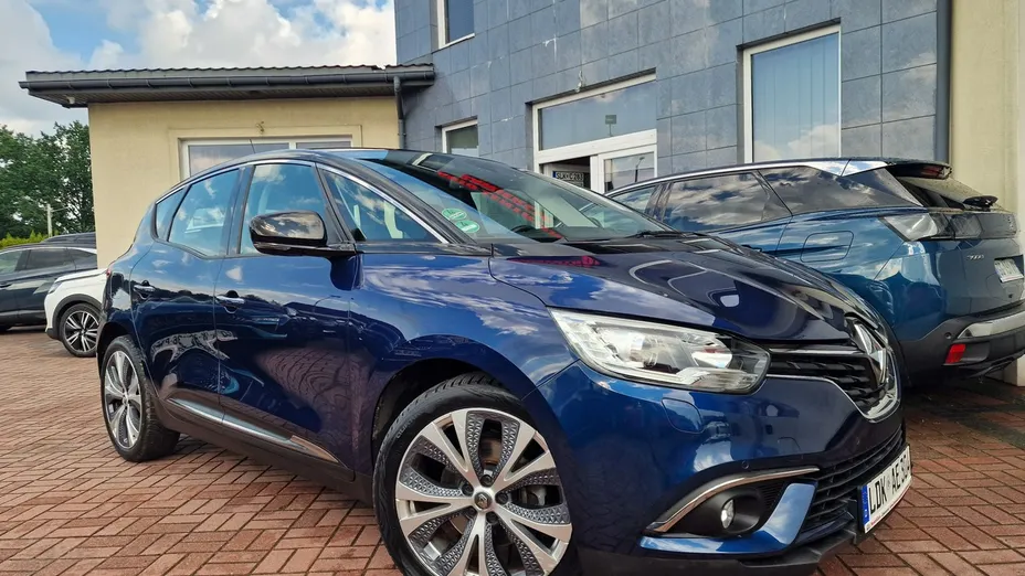RENAULT Scenic -