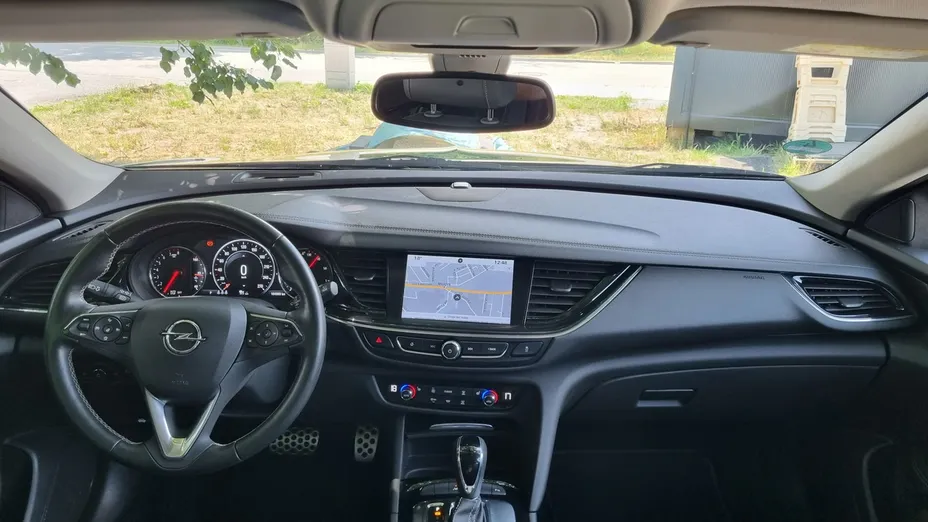 OPEL Insignia -