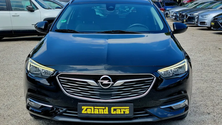 OPEL Insignia -