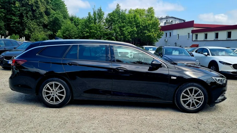 OPEL Insignia -