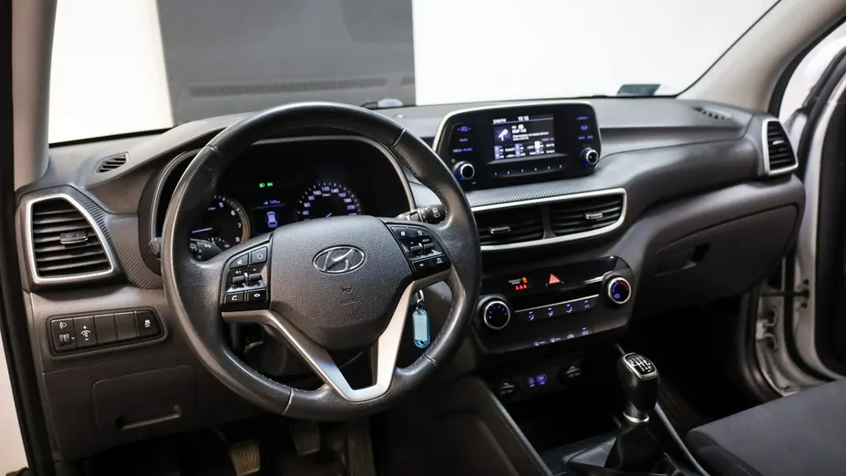 HYUNDAI Tucson -