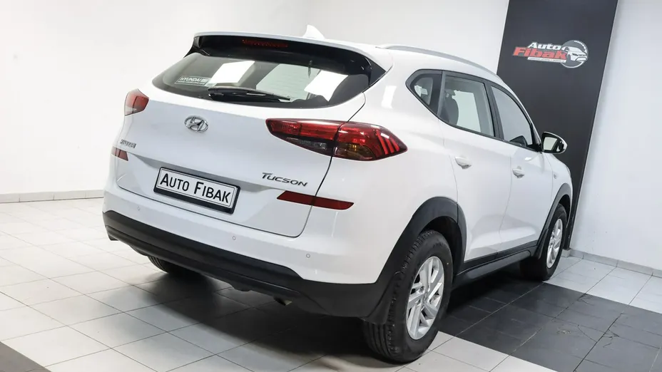 HYUNDAI Tucson -