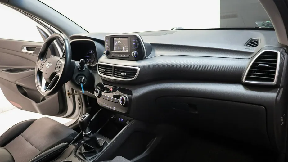 HYUNDAI Tucson -