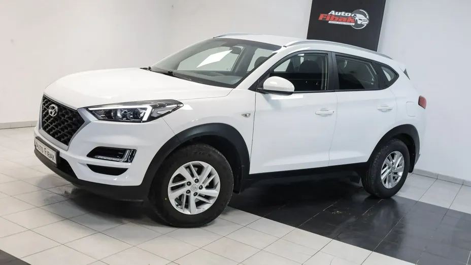 HYUNDAI Tucson -