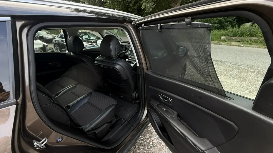 RENAULT Grand Scenic -