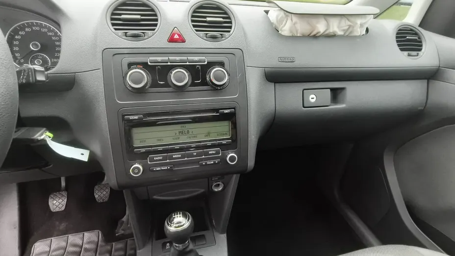 VOLKSWAGEN Caddy -