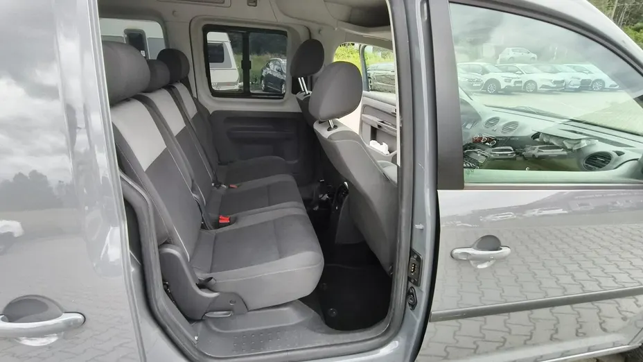 VOLKSWAGEN Caddy -