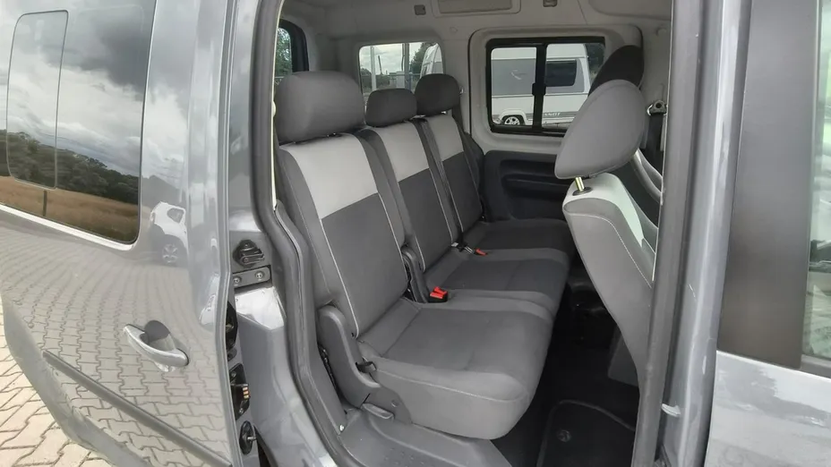 VOLKSWAGEN Caddy -