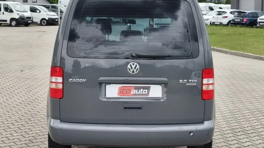 VOLKSWAGEN Caddy -