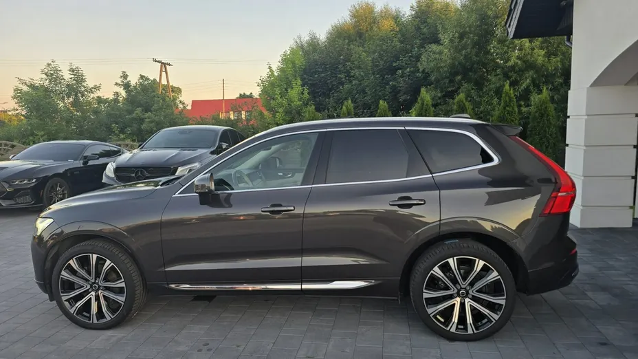 VOLVO XC60 -