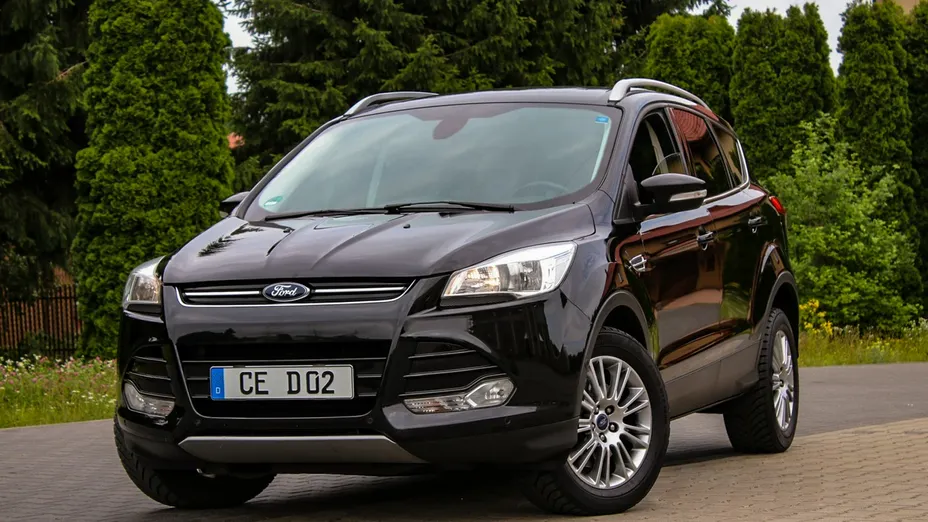 FORD Kuga -
