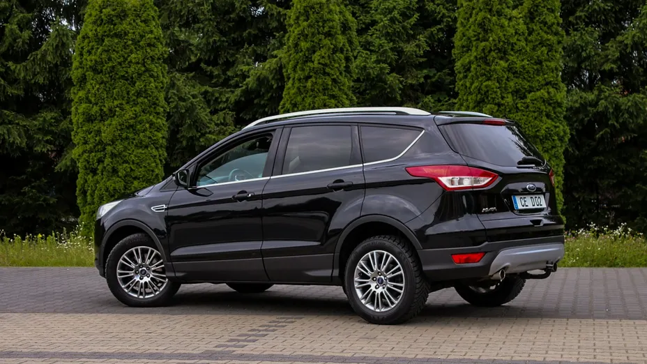 FORD Kuga -