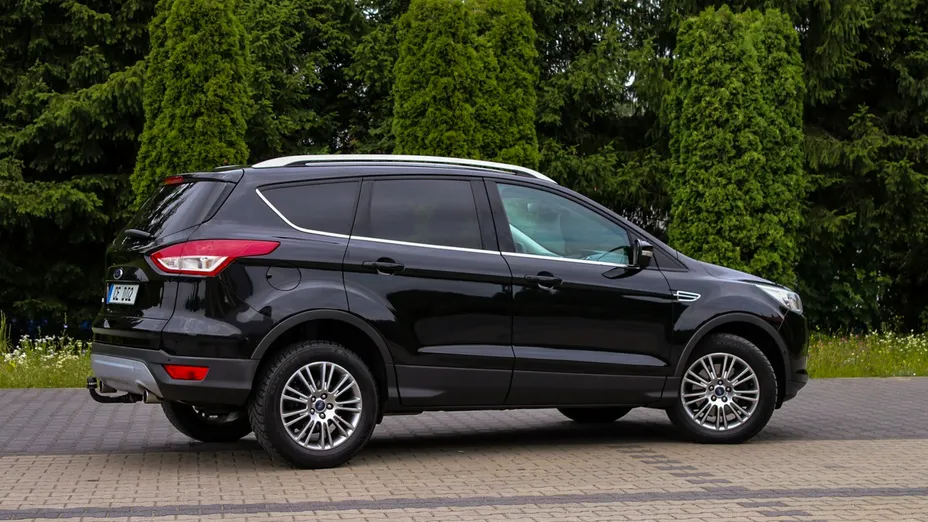 FORD Kuga -