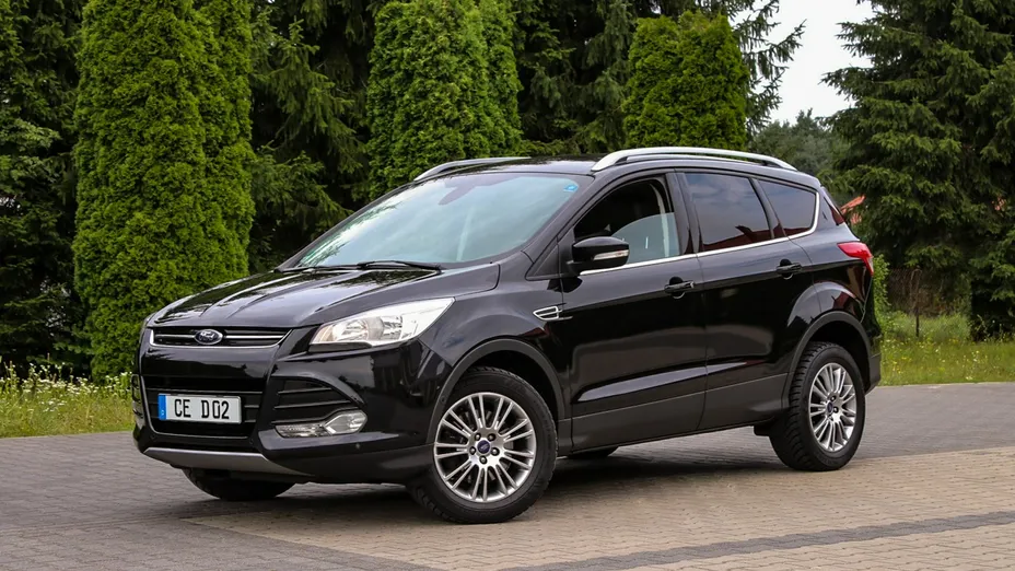 FORD Kuga -