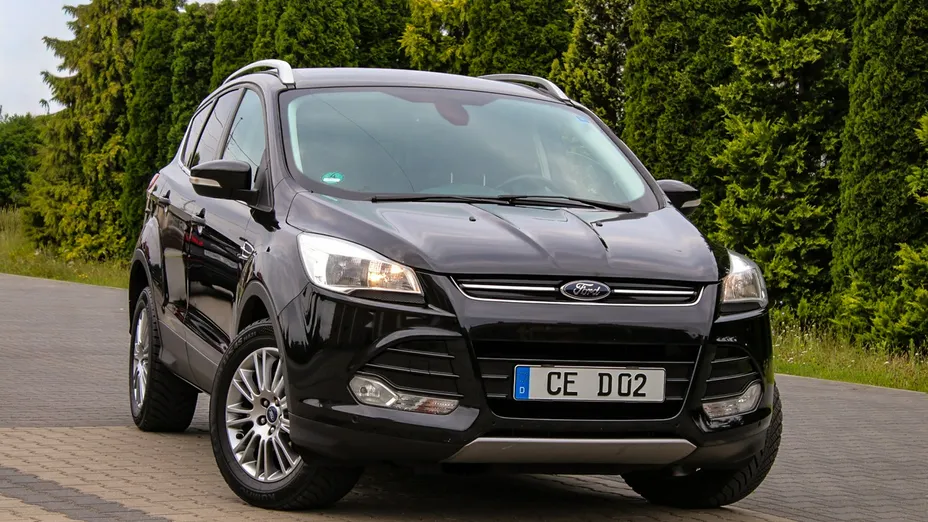 FORD Kuga -