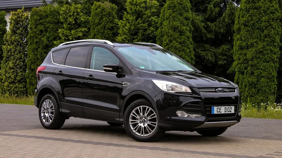 FORD Kuga -