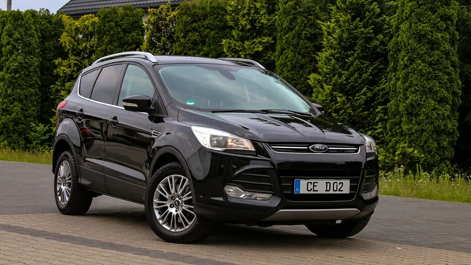 FORD Kuga -