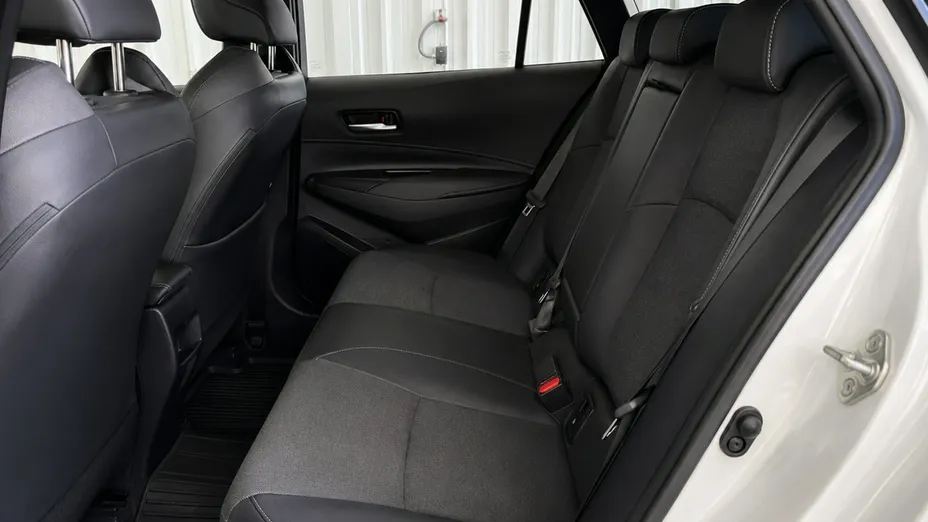 TOYOTA Corolla -
