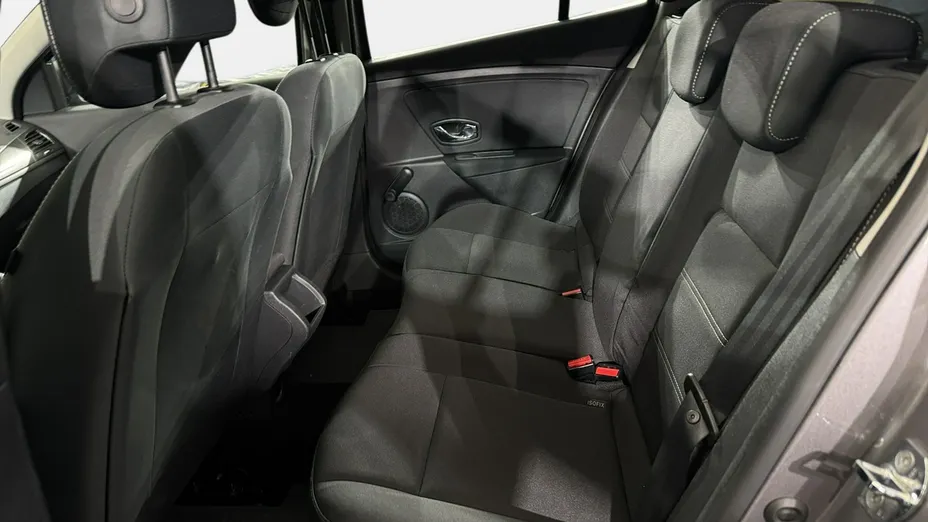RENAULT Megane -