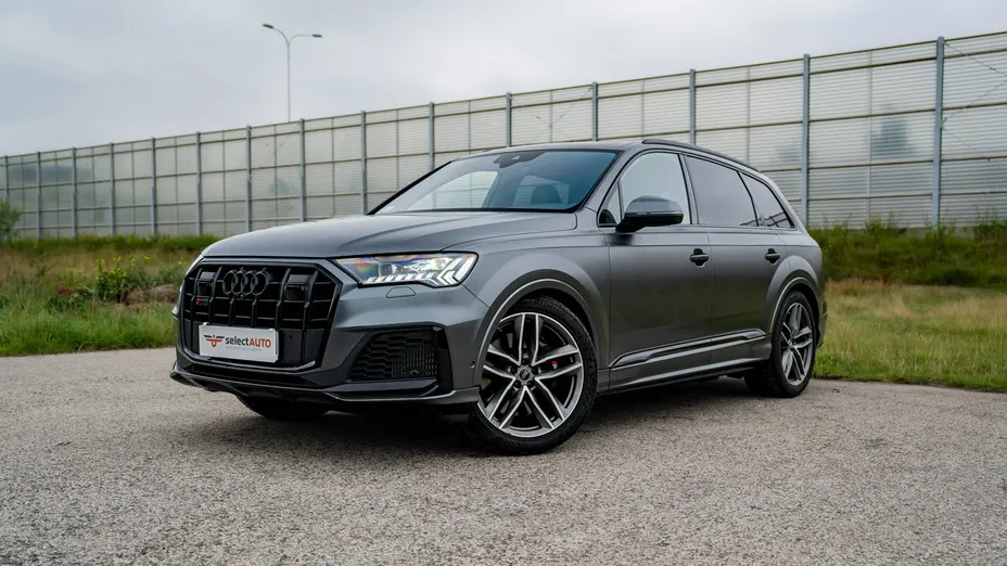 AUDI SQ7 -