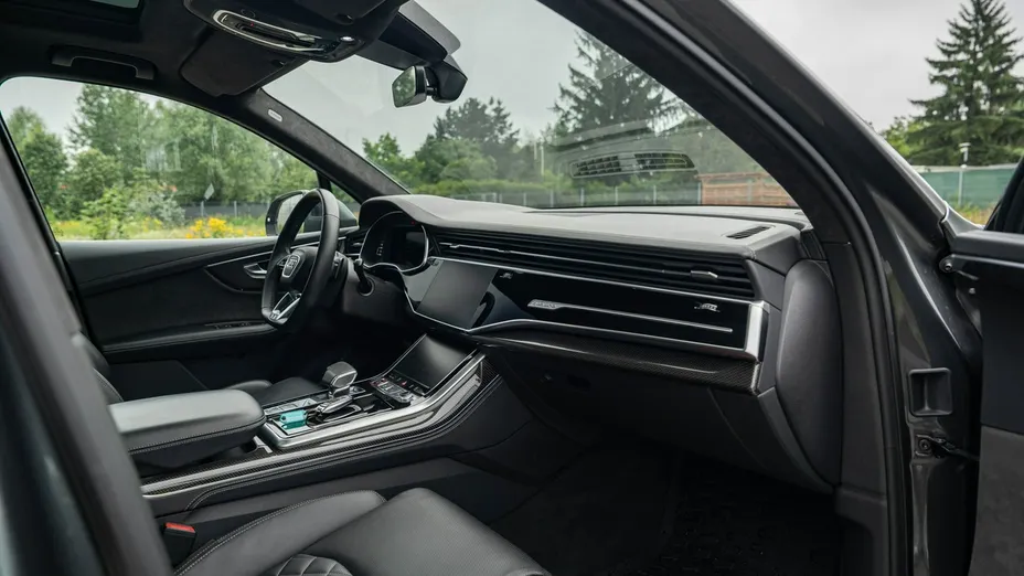 AUDI SQ7 -