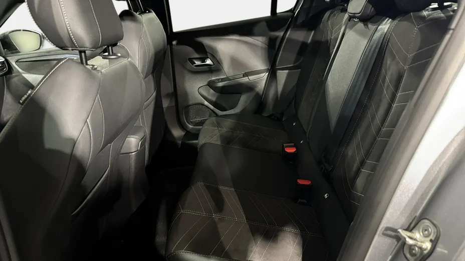 OPEL Corsa -