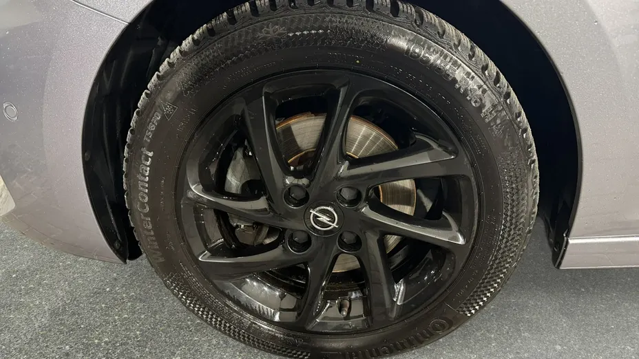 OPEL Corsa -