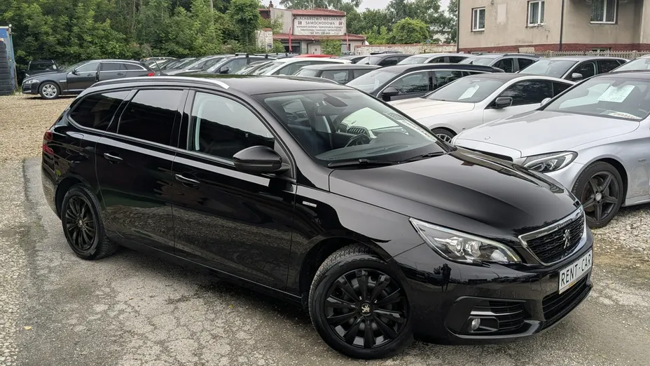 PEUGEOT 308 -