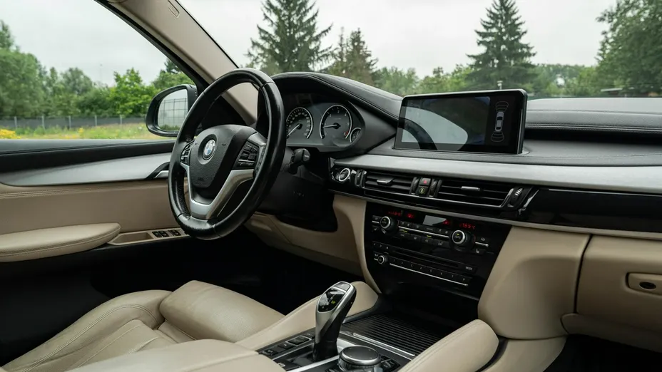 BMW X6 -