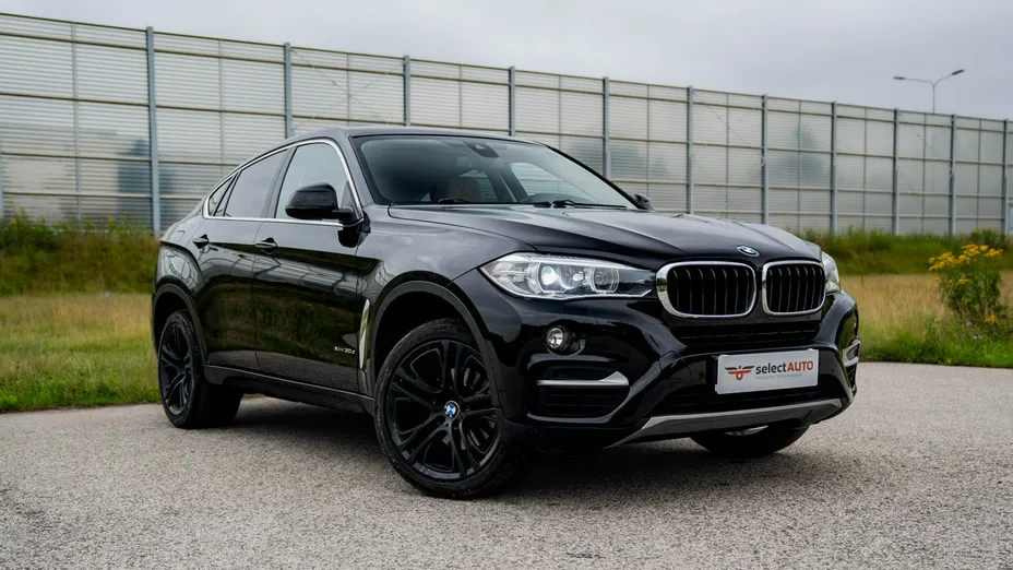 BMW X6 -