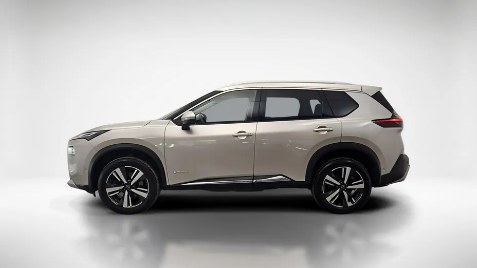 NISSAN X-Trail -