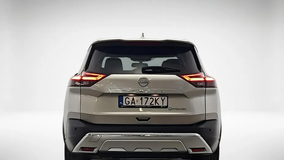 NISSAN X-Trail -