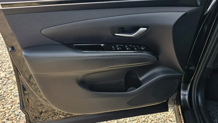HYUNDAI Tucson -