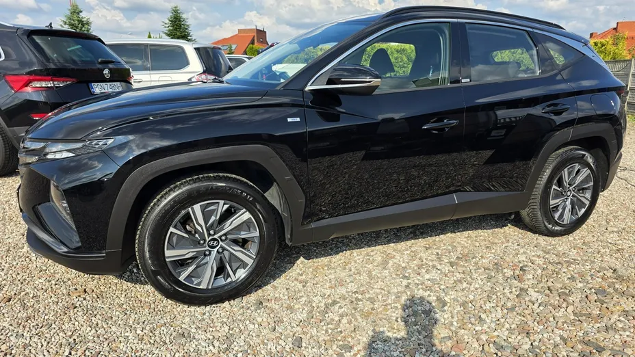 HYUNDAI Tucson -