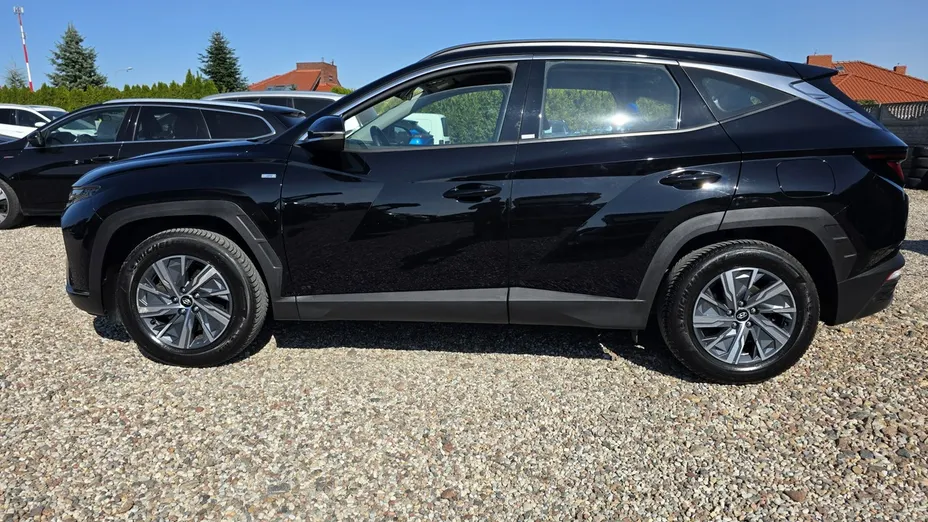 HYUNDAI Tucson -
