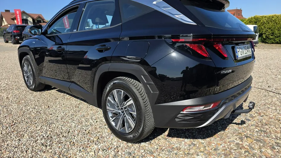 HYUNDAI Tucson -
