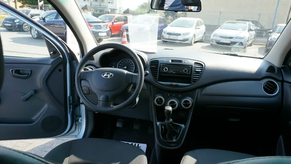 HYUNDAI i10 -