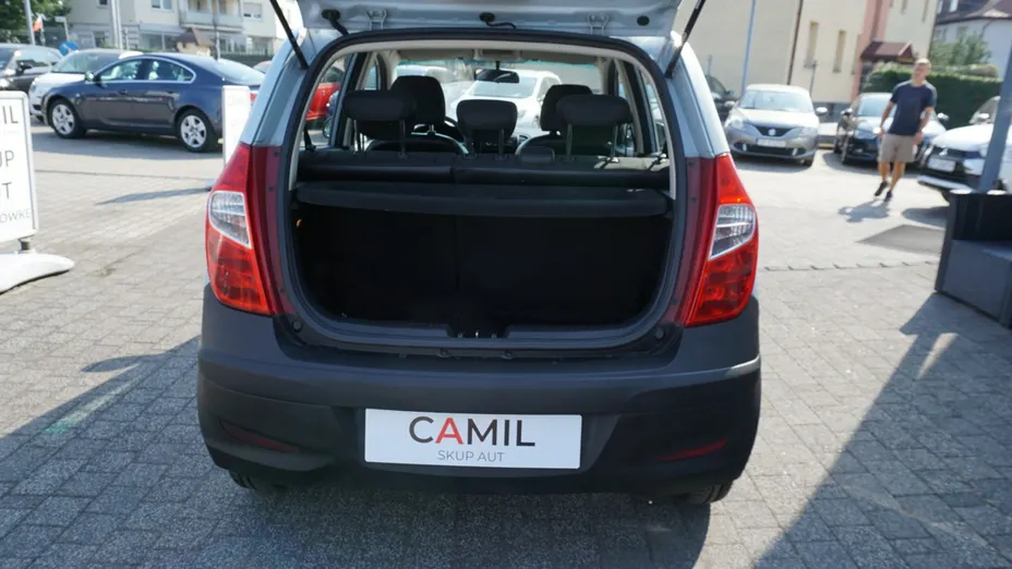 HYUNDAI i10 -
