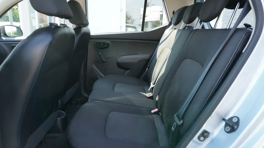 HYUNDAI i10 -