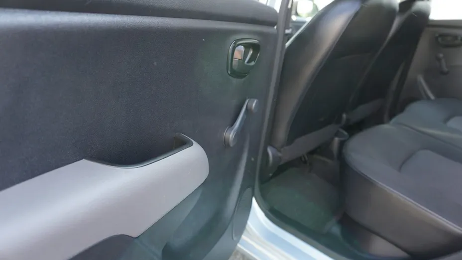 HYUNDAI i10 -
