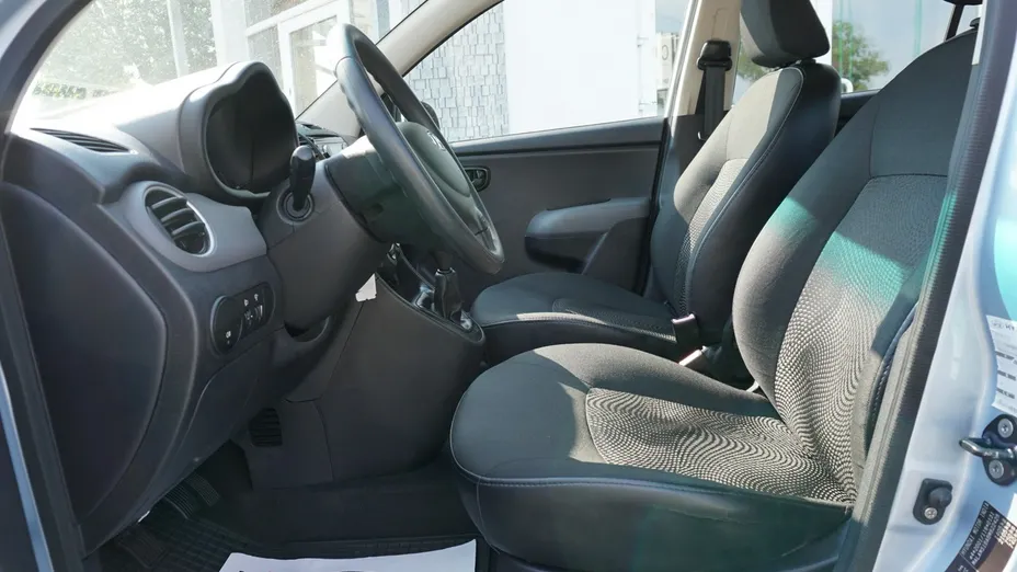 HYUNDAI i10 -