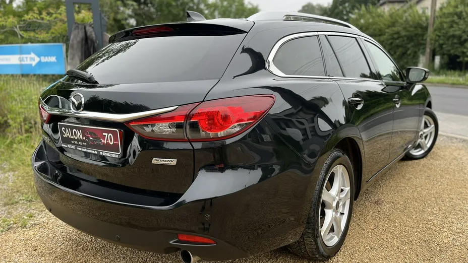MAZDA 6 -